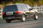 Lincoln Navigator 2003 года